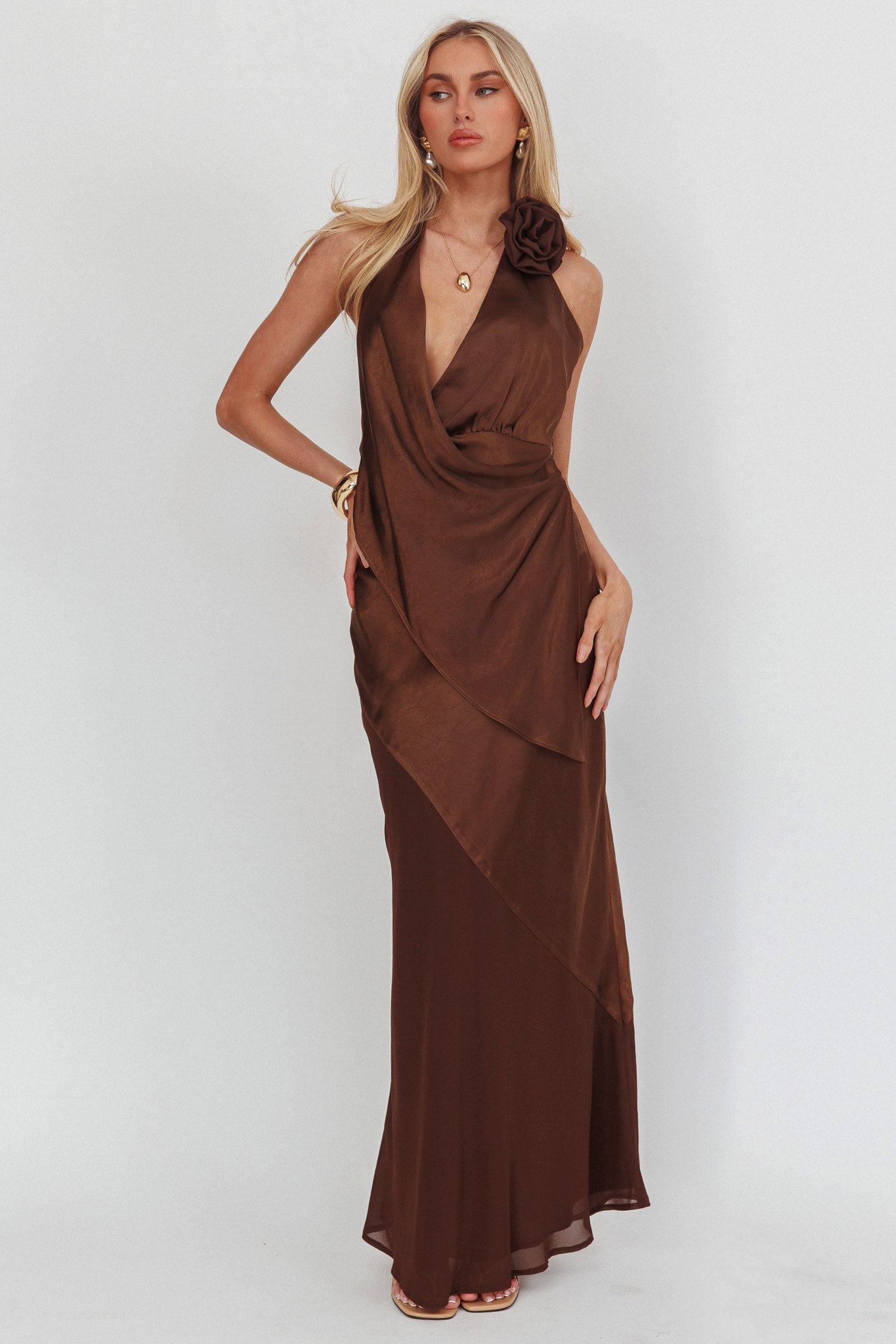 Top con orlo asimmetrico Easy Love color cioccolato