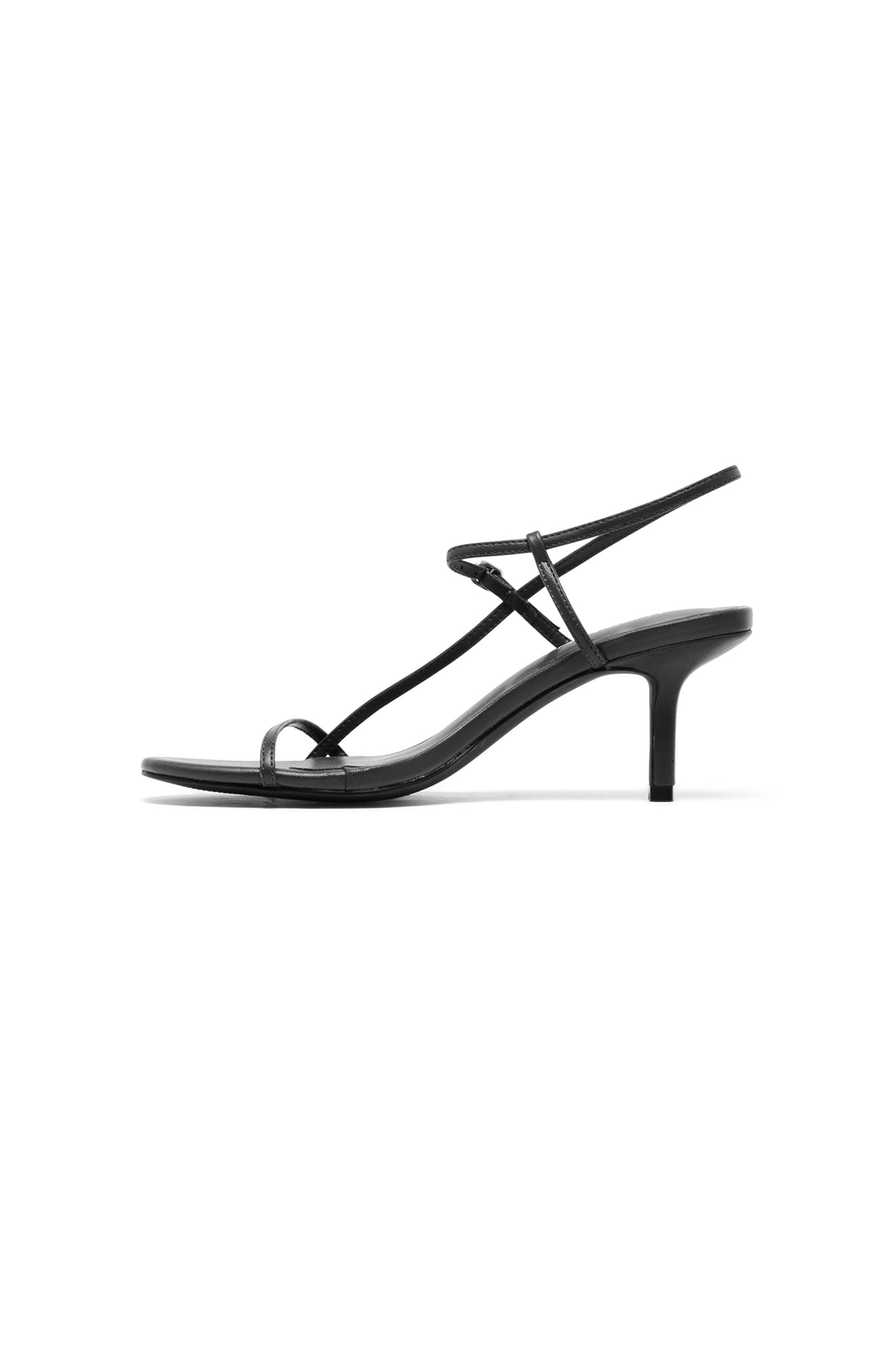 THERAPY Easton Slingback Heel Nero