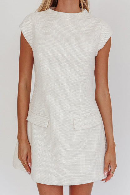 Mini abito con maniche ad aletta Aristos in tweed color crema