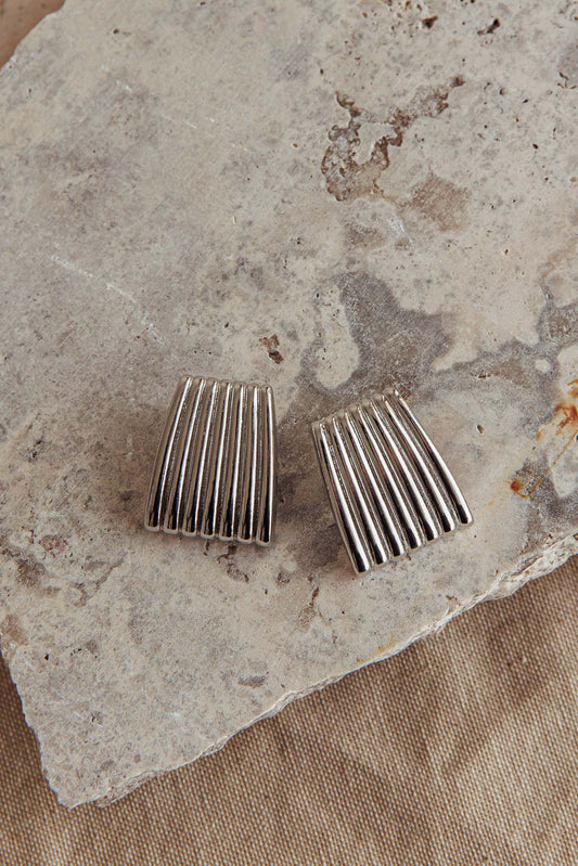Orecchini geometrici Parker Ridged in argento scuro
