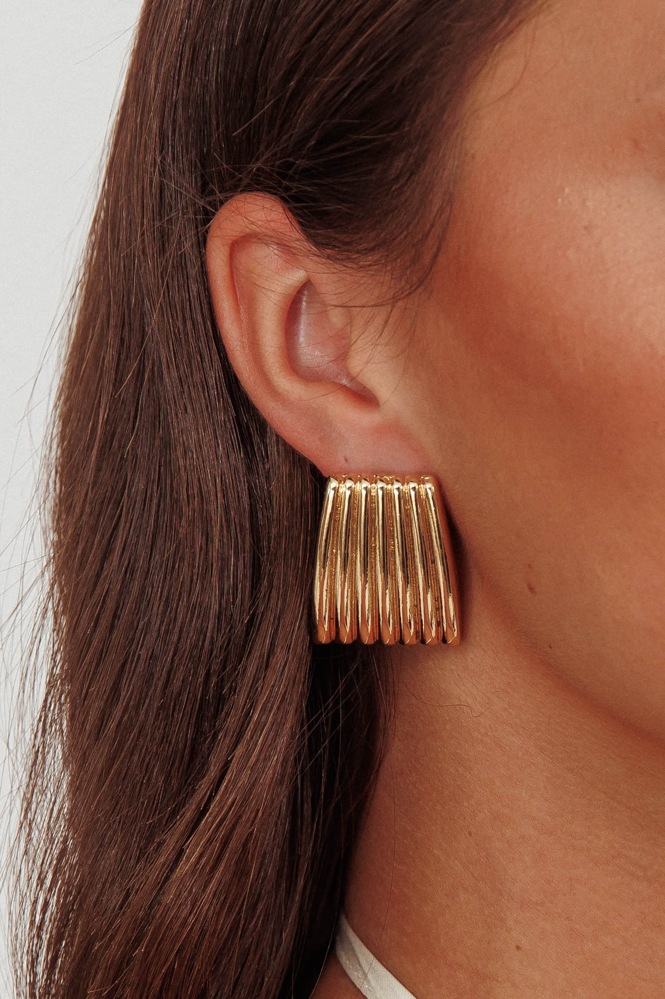 Orecchini geometrici Parker Ridged in oro