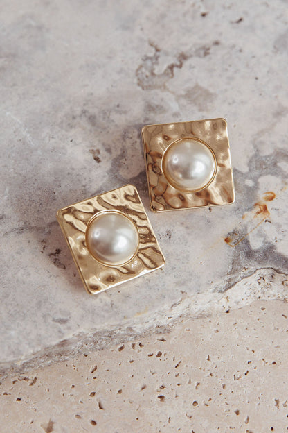 Orecchini Vanessa Square Martellati Oro/Perla