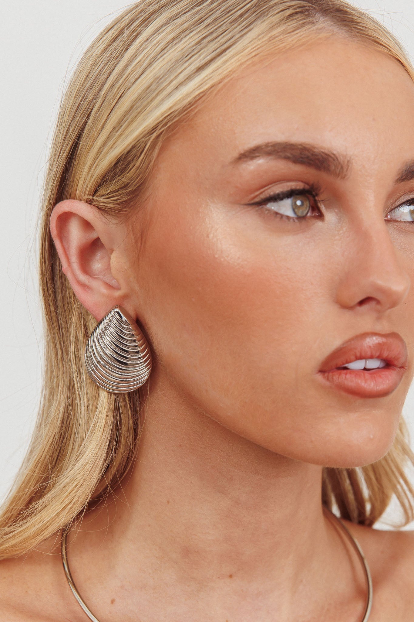 Orecchini Jacinta Shell Argento scuro
