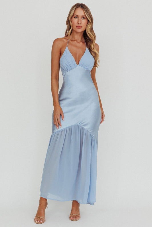 Abito lungo con orlo in chiffon e scollo all'americana Aysah azzurro