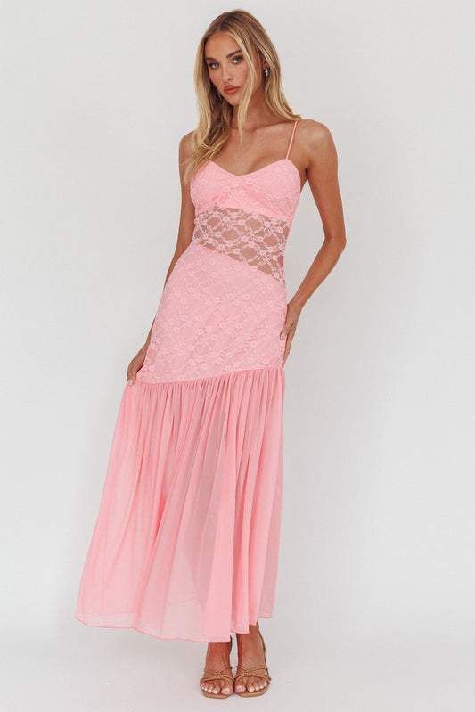 Abito lungo in pizzo con orlo trasparente Kinley rosa