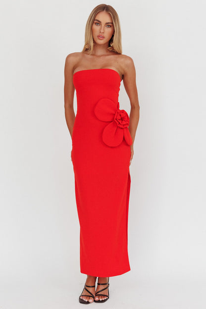 Abito lungo rosso con fiori oversize No Competition