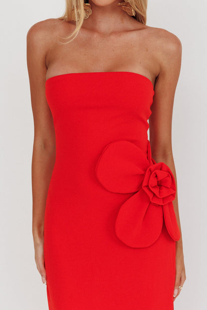 Abito lungo rosso con fiori oversize No Competition