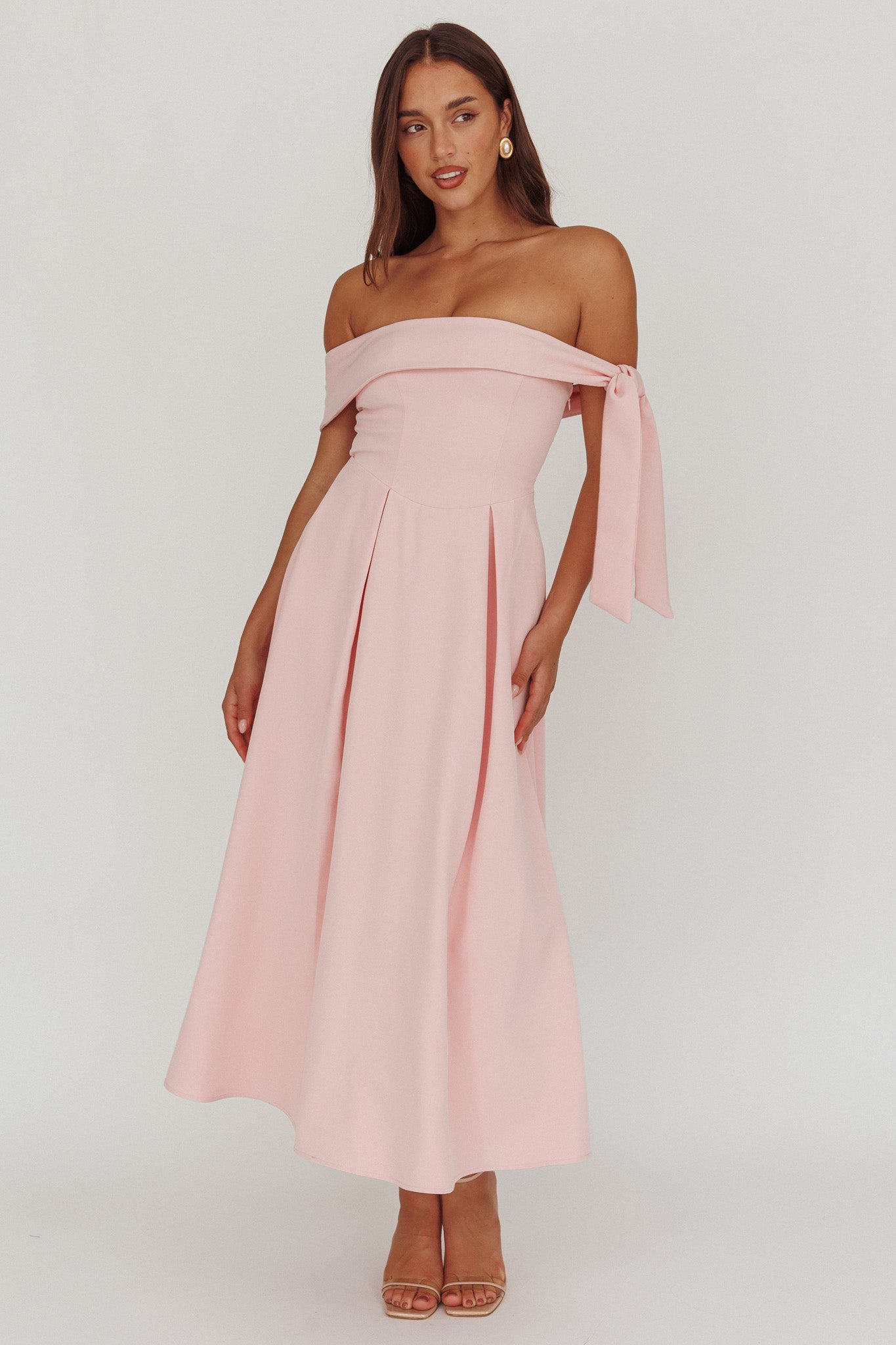 Abito midi a pieghe con spalle scoperte Aurora Sky, rosa