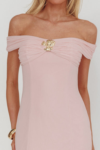 Abito lungo Wilma con spalle scoperte e orlo trasparente, rosa