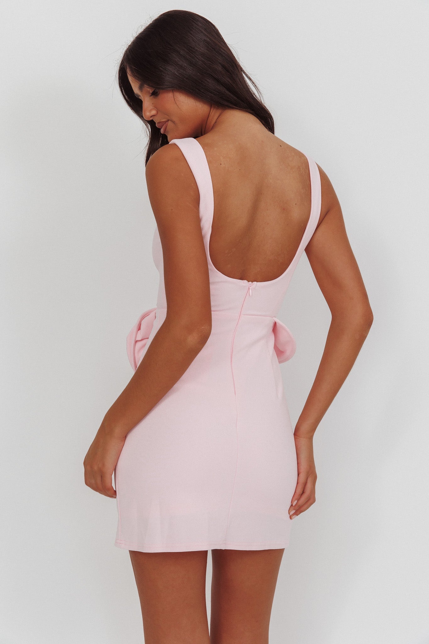 Mini abito rosa con decorazione in vita Goldy Rose