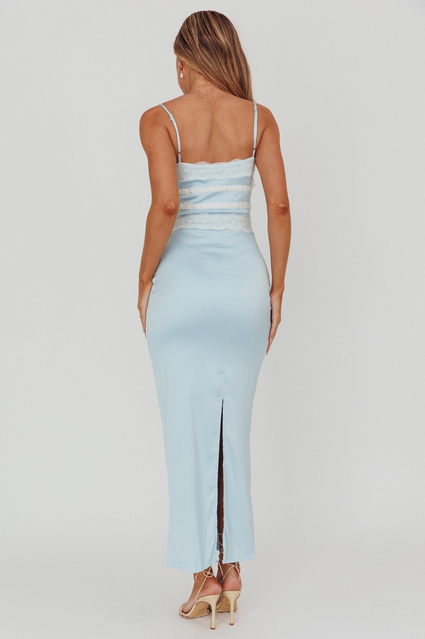 Abito lungo con bordi in pizzo Kellan blu