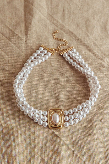 Collana con ciondolo Tamra Squoval in oro e perle