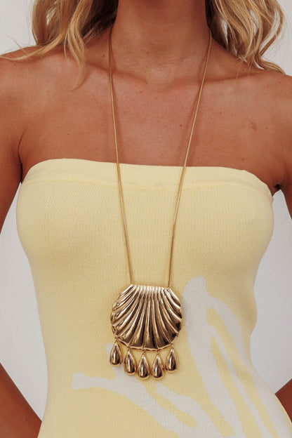 Collana con ciondolo a conchiglia lunga Palawan in oro