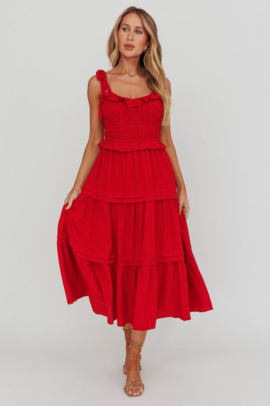 Abito midi rosso con arricciatura e spalle legate alla paprika