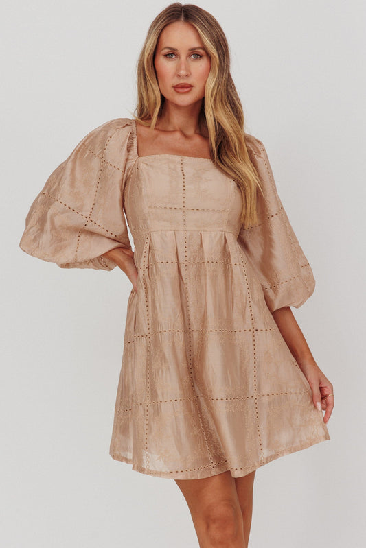Mini abito con maniche a sbuffo e occhielli Summerlin Beige