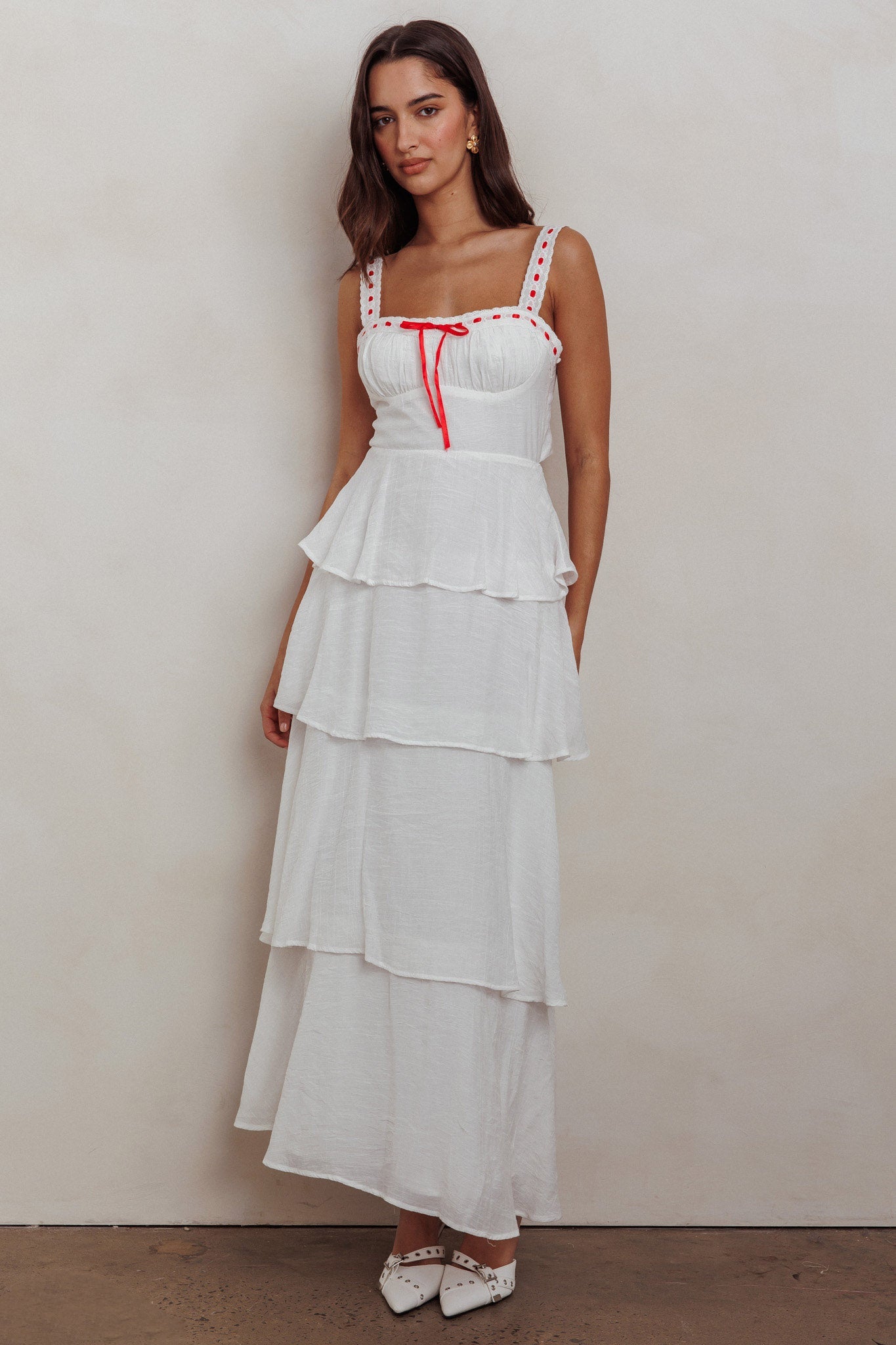 Abito lungo con balze a strati Provence Bloom bianco sporco