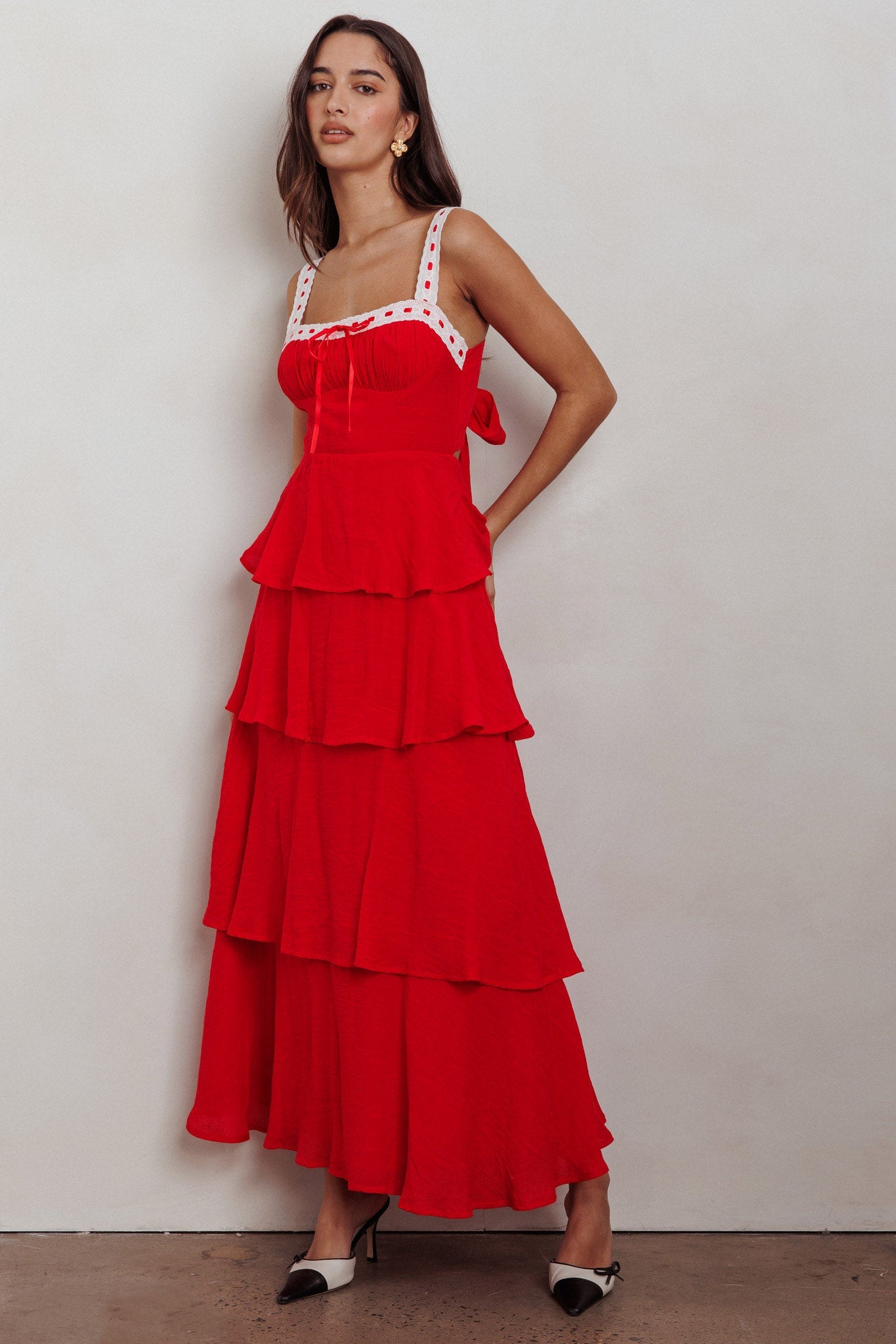 Abito lungo con balze a strati Provence Bloom rosso