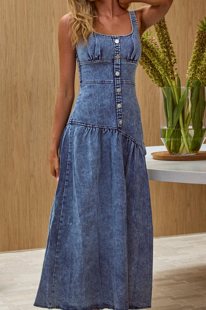Abito lungo in denim con scollo a barchetta e balza sul fondo Pansy