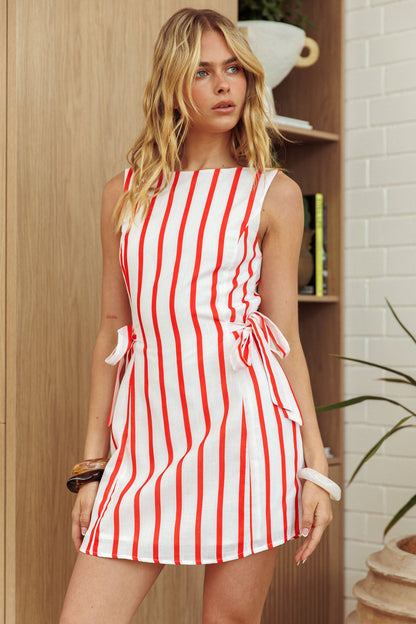 Loving Me Mini Dress con lacci laterali a righe color anguria