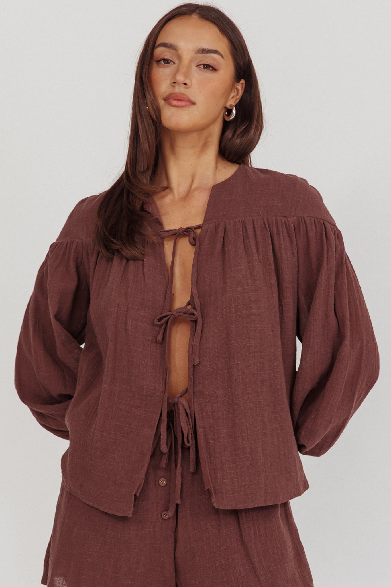 Blusa con nodo frontale Salty Sea Cioccolato