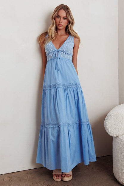Abito lungo con scollo a V e occhielli Joycelin blu