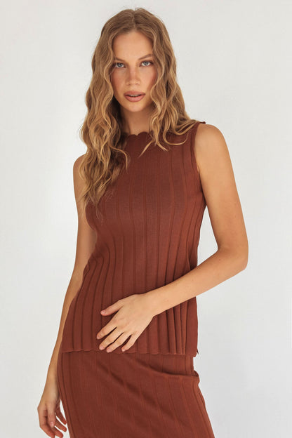 Top in maglia senza maniche Kimora marrone