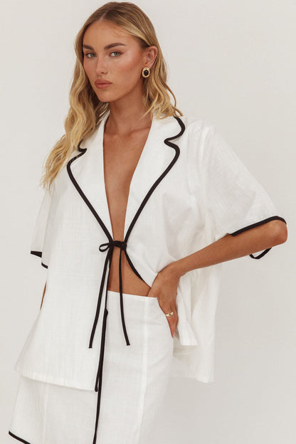 Top Caterina con nodo frontale bianco