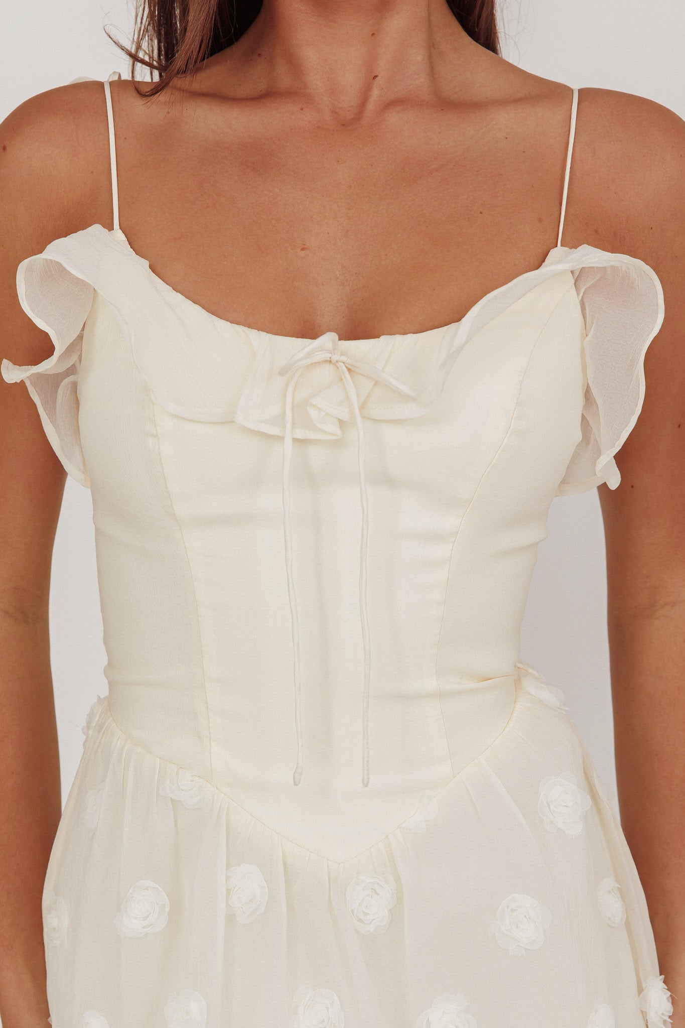 Abito midi con spalline annodate e decorazioni Gelati, color crema