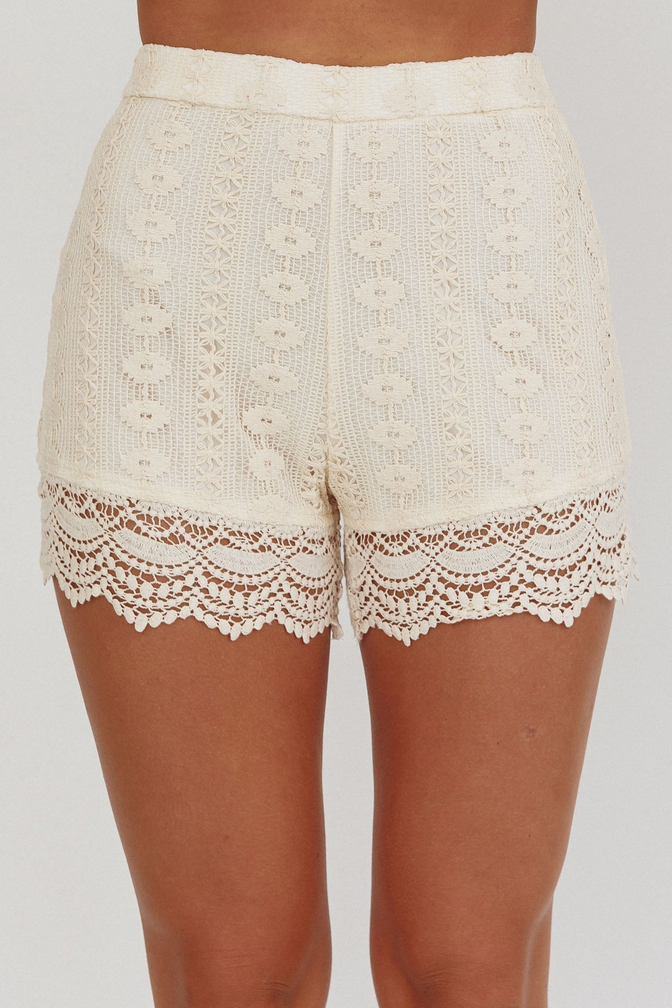 Pantaloncini in pizzo Perrine Avena