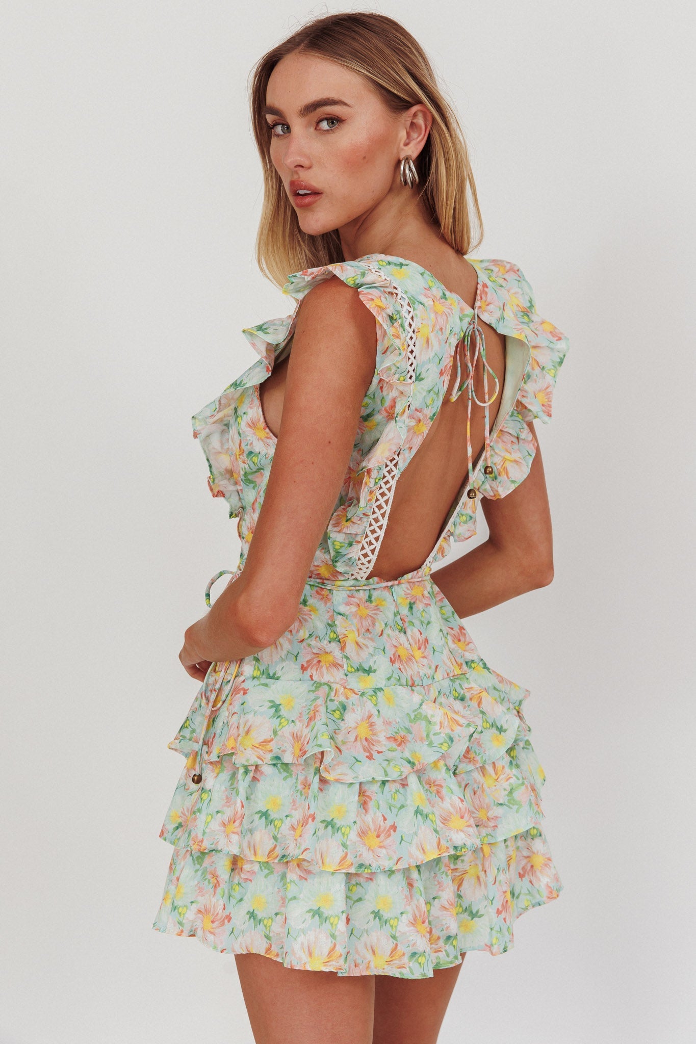 Tuta senza maniche a strati con volant Weekend Muse floreale multicolore