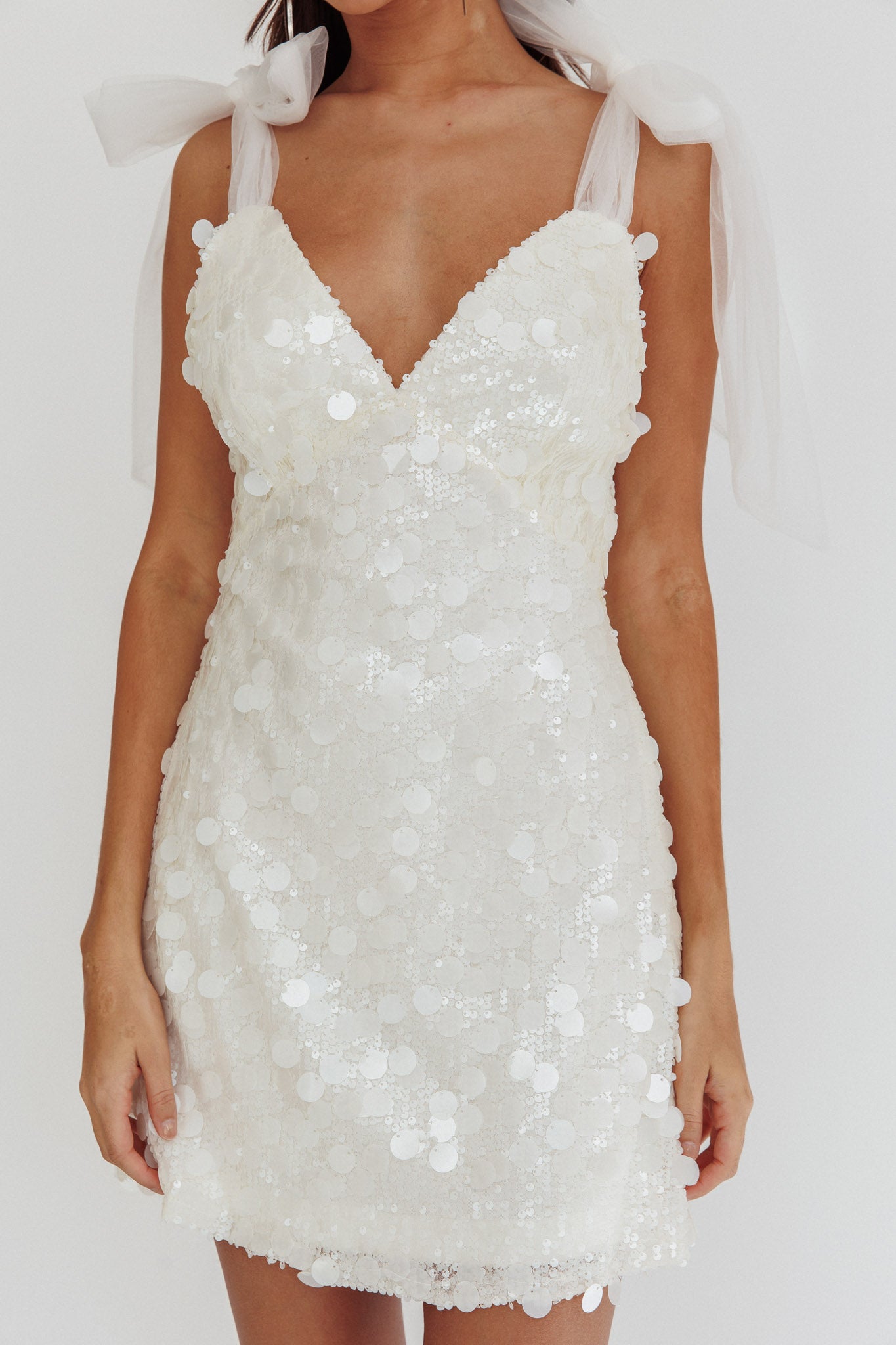 Mykonos Morning Mini abito bianco con paillettes e spalle legate