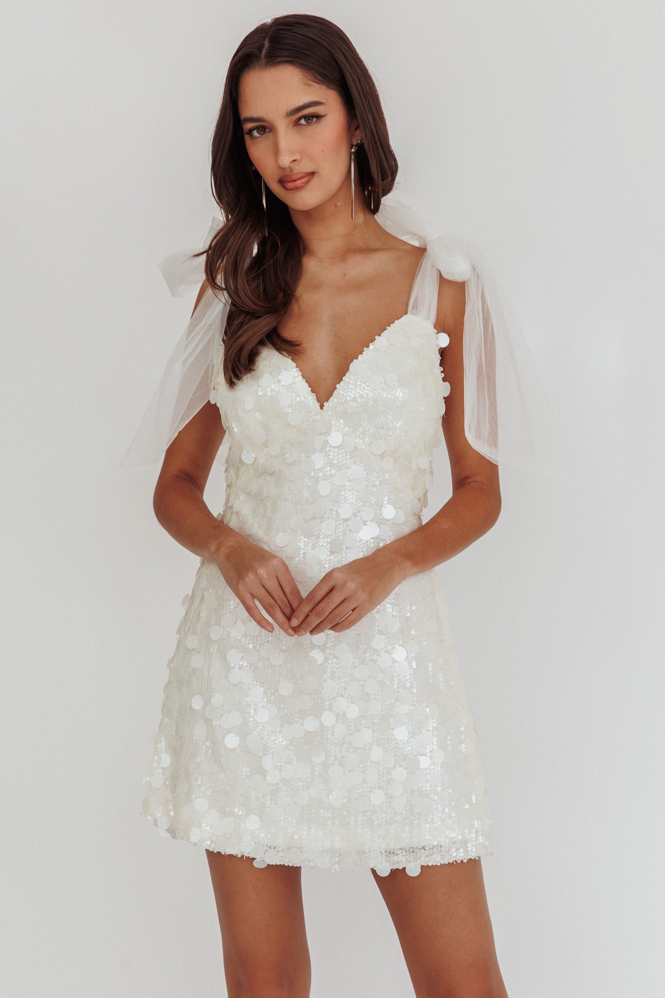 Mykonos Morning Mini abito bianco con paillettes e spalle legate