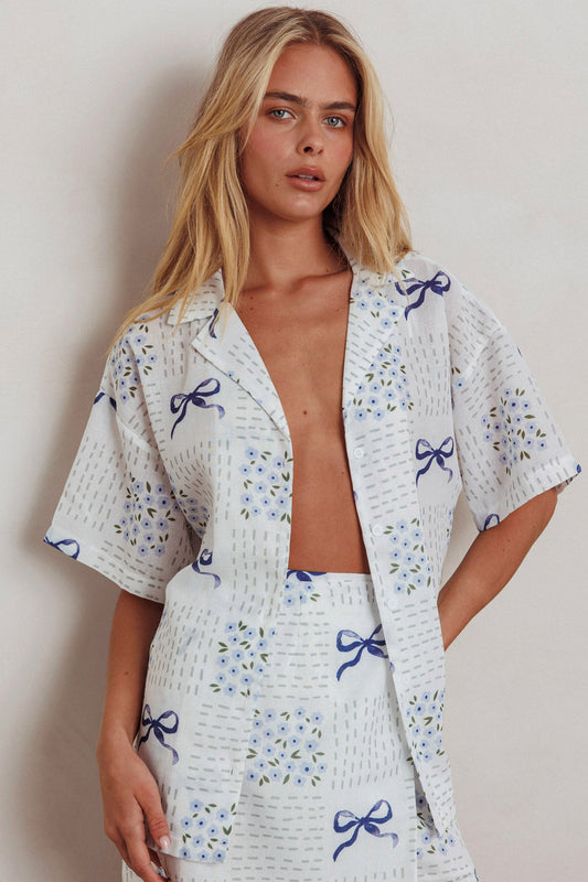 Camicia a maniche corte con bottoni Ithaca e stampa a fiocco blu
