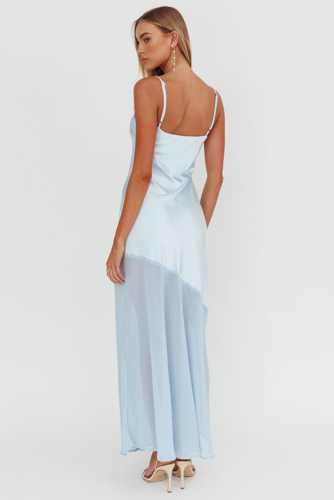 Abito lungo con orlo in chiffon Gilded Dream azzurro
