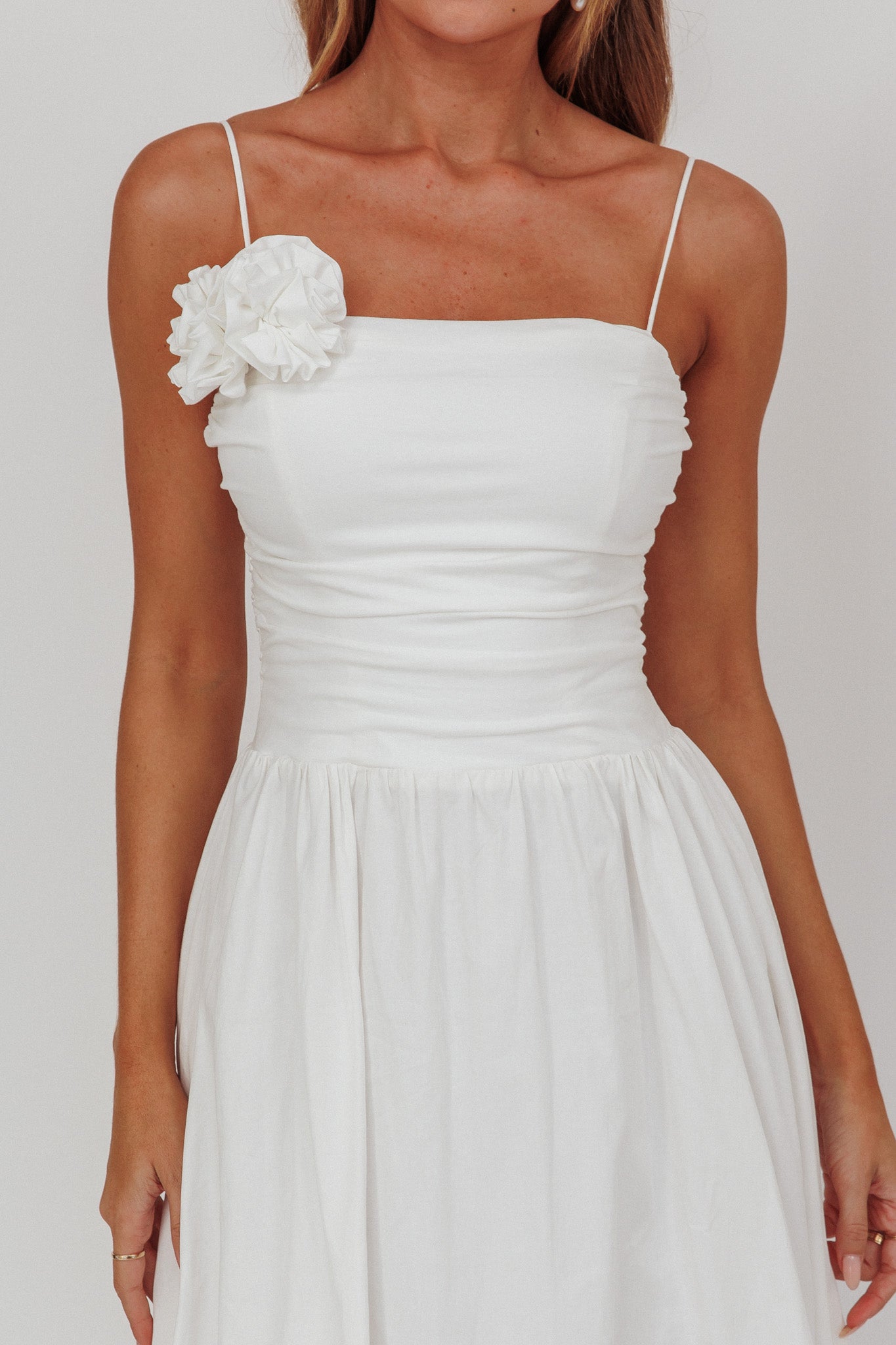 Abito lungo Ezrah A-Line Rosette bianco
