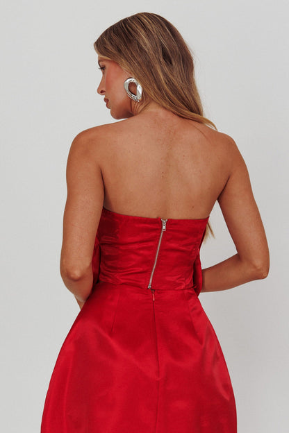 Top senza spalline rosso con motivo a rose di Count Down