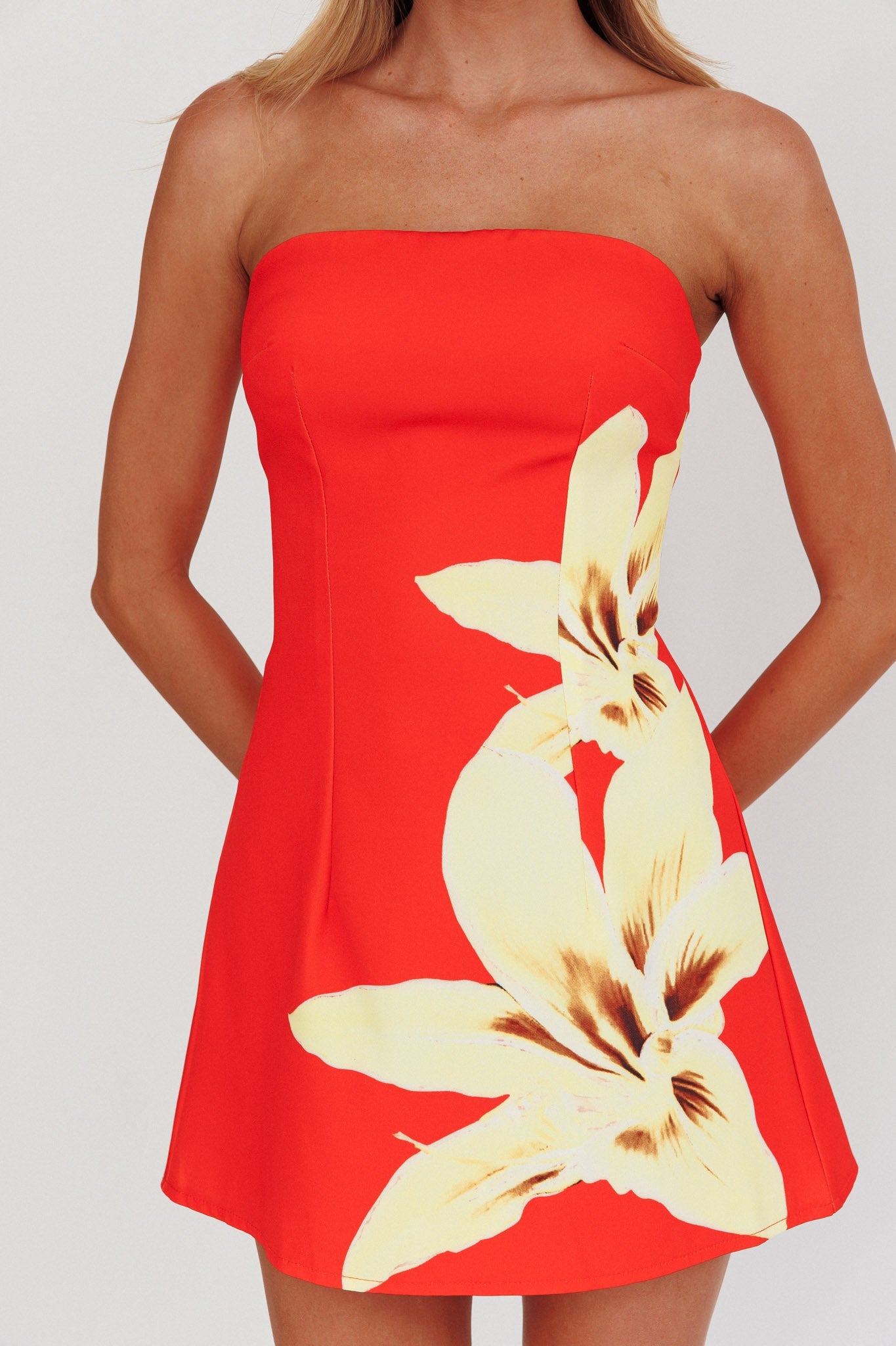 Mini abito senza spalline Heart To Heart Lily Red