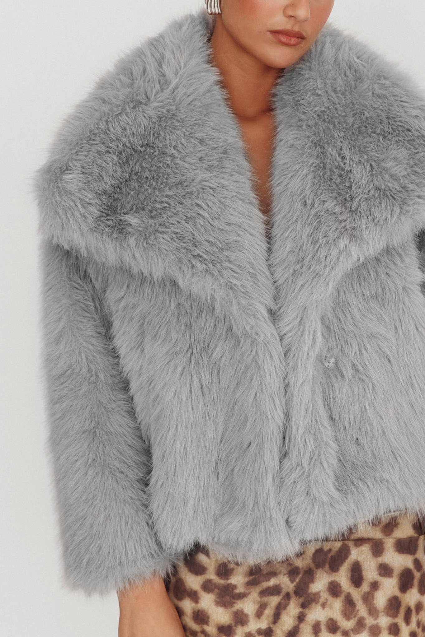 Giacca in pelliccia con revers oversize Copenhagen color crema