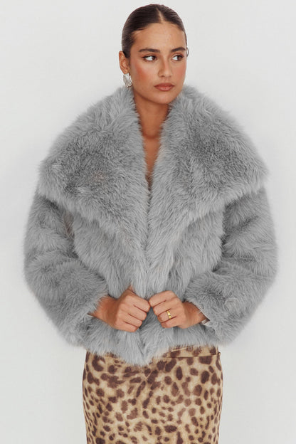 Giacca in pelliccia con revers oversize Copenhagen color crema